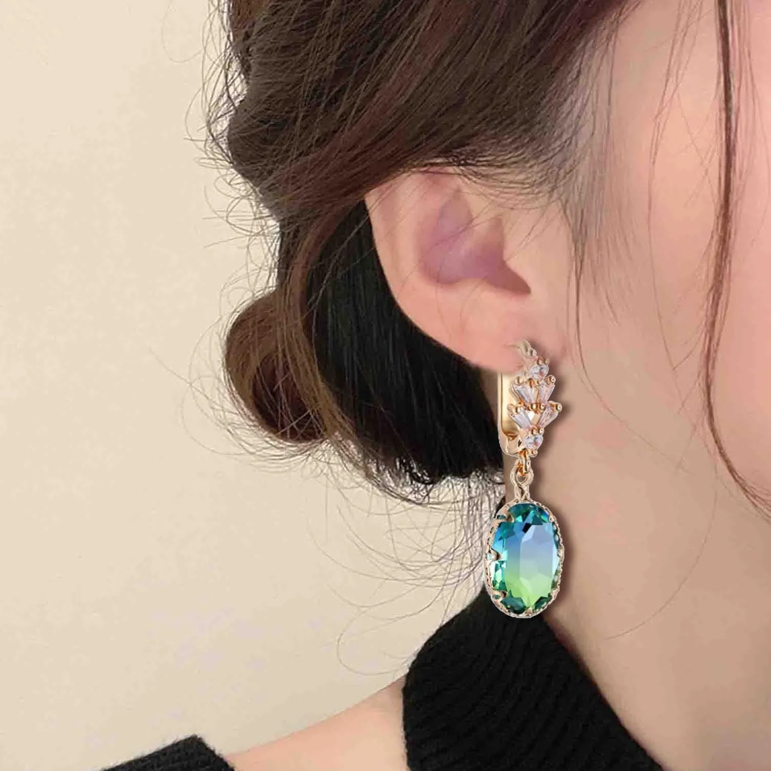 Fashion Emerald Cubic Zirconia Dangle Drop Earrings Elegant Crystal Zircon Geometry Statement Earring Luxury Jewelry for Women